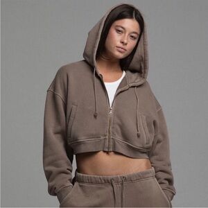 Elwood - Babydoll Cropped Hoodie in Vintage Brown